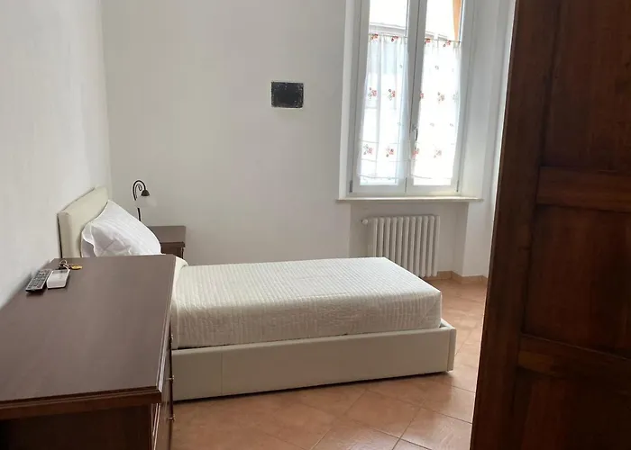 Giulia Oda ve Kahvaltı 3*