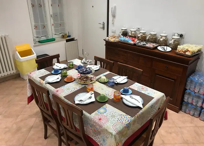 Oda ve Kahvaltı Giulia 3*